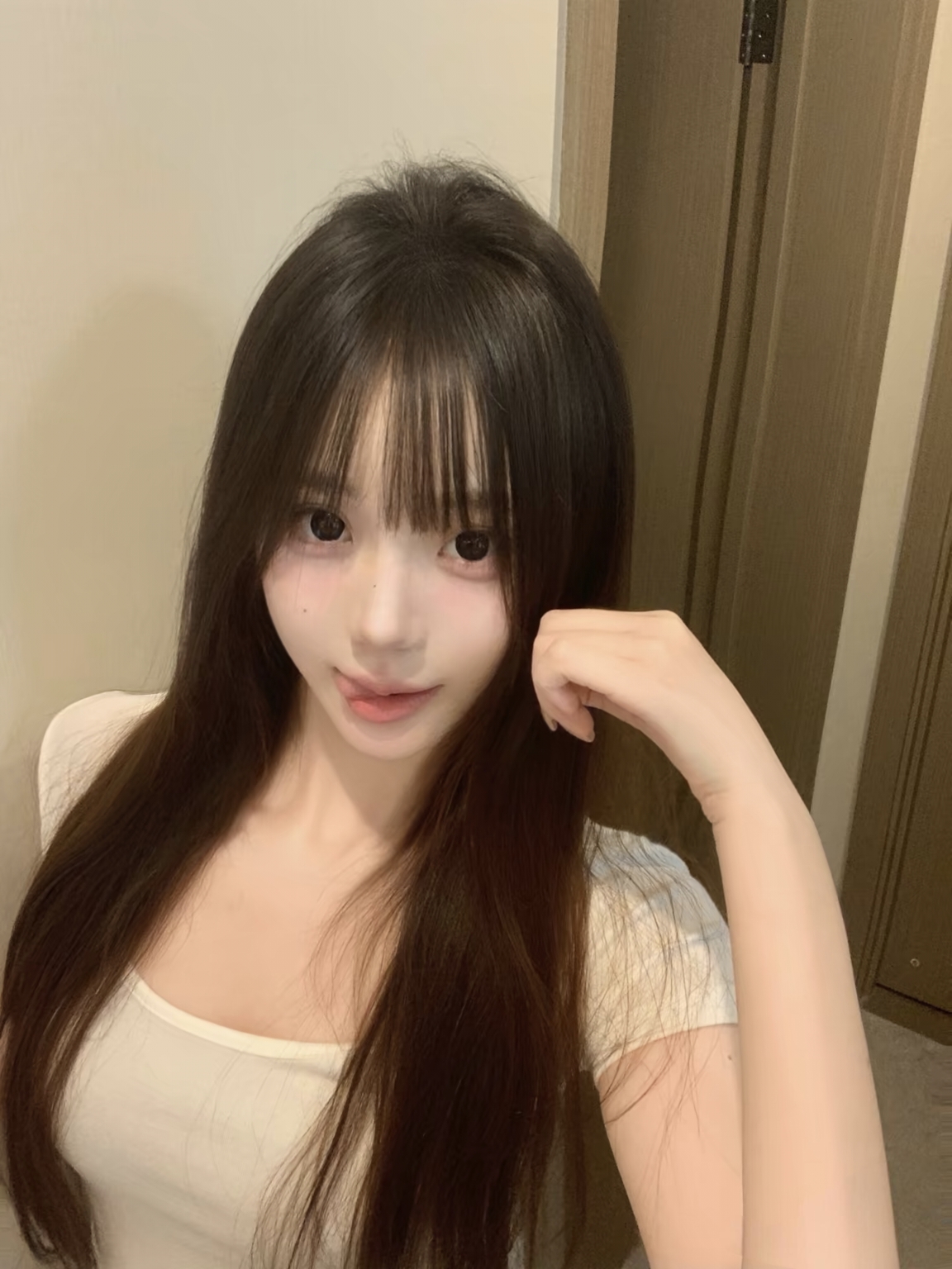 A38F92020C4C10EF1AAB7B575C43414E.jpg