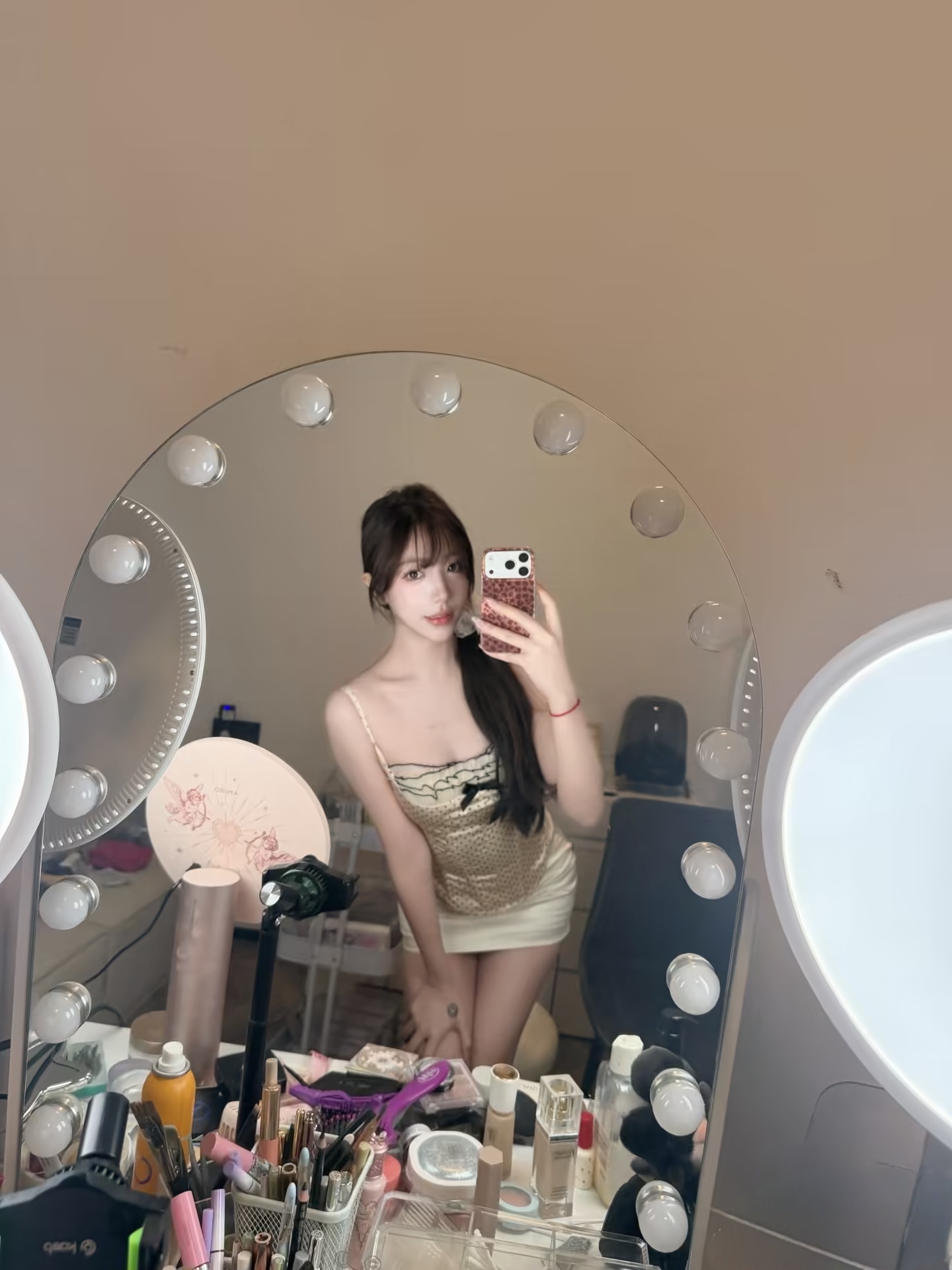 C5A01E734ABCF381FA8BA8EA10D6DD93.jpg
